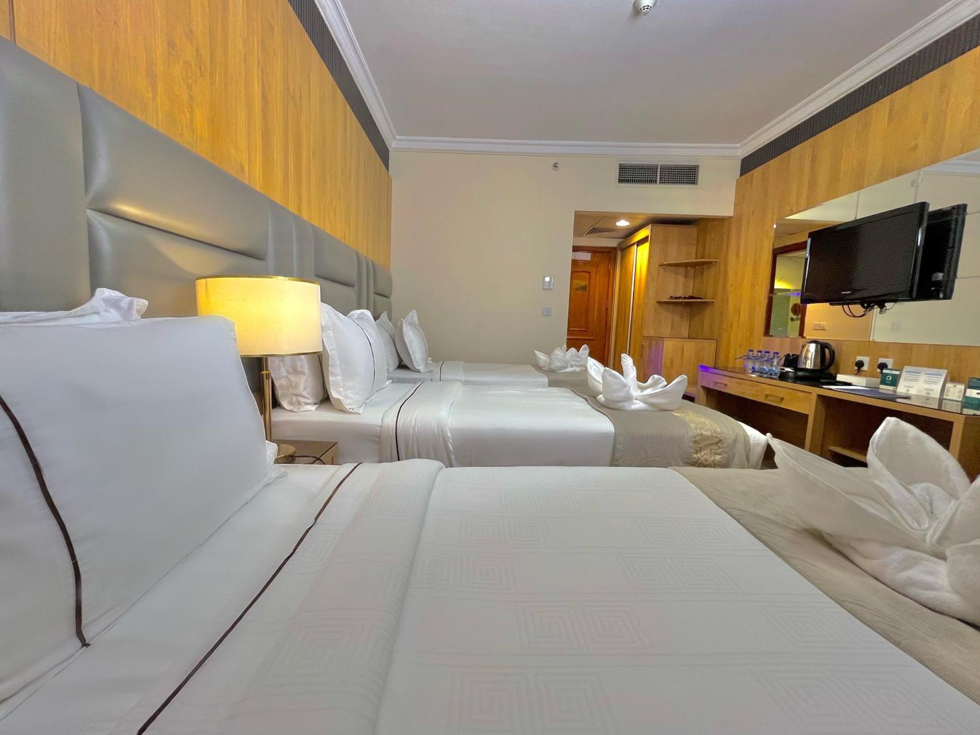 Zowar International Hotel Médine Extérieur photo